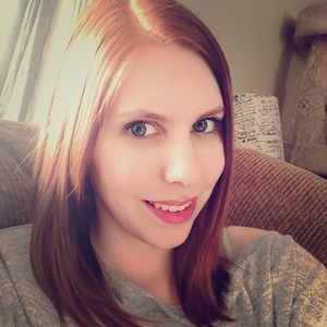 Meet your Posher, Marissa